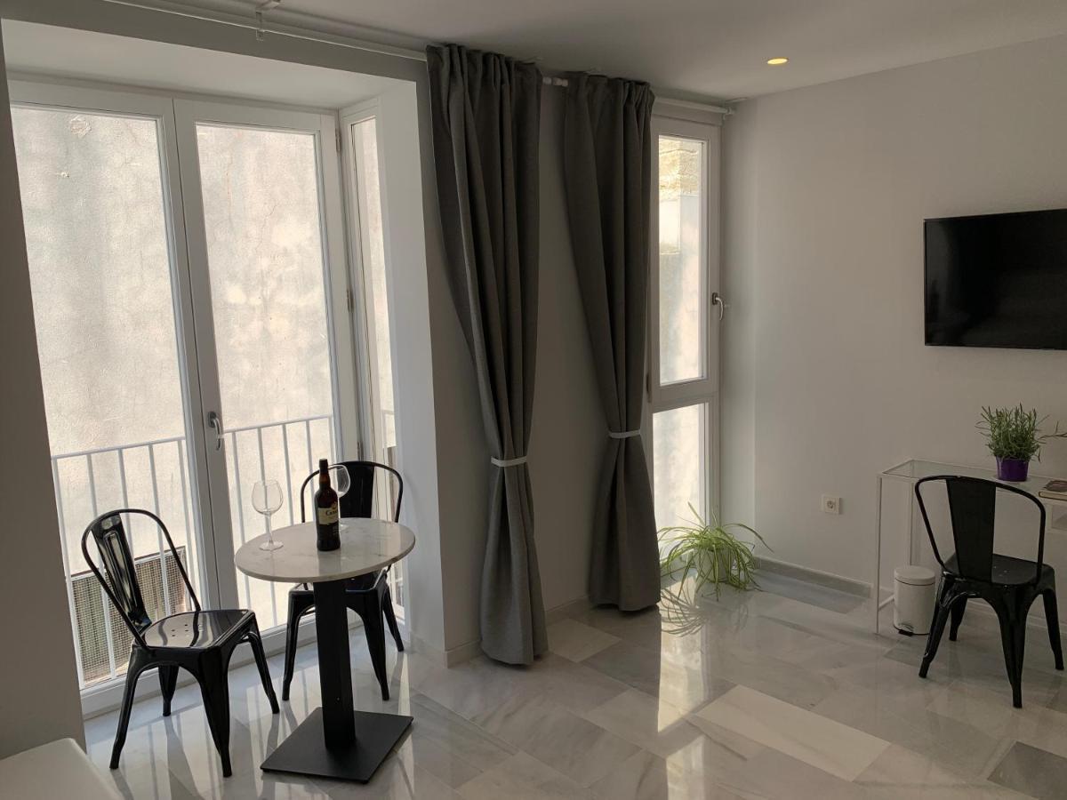 كاديز San Lorenzo Apartamentos Y Suites المظهر الخارجي الصورة